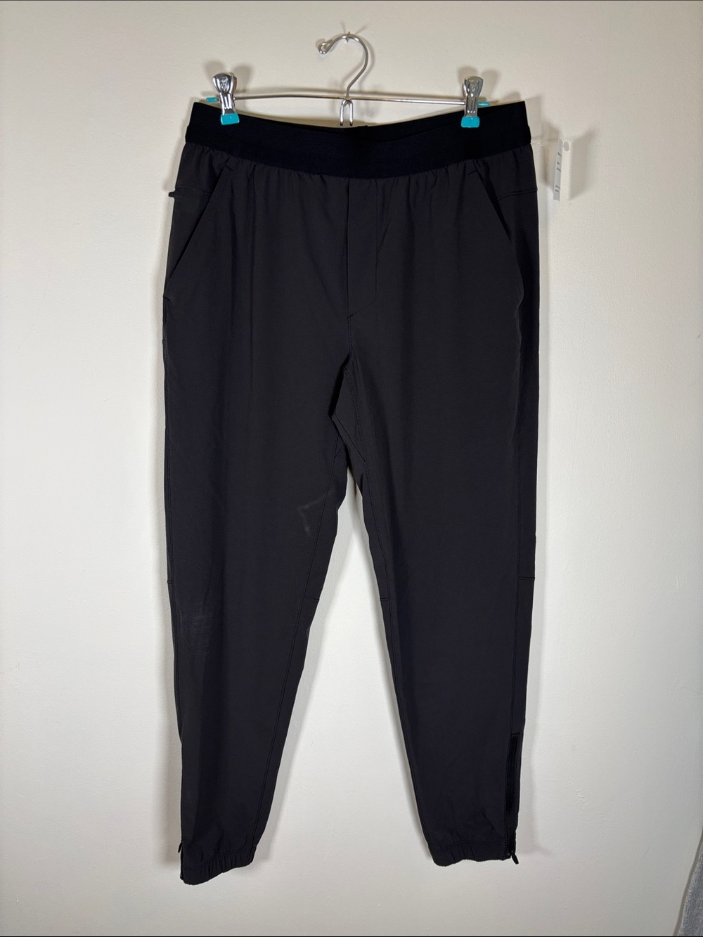 Ten Thousand Black Performance Jogger Pants Size M NEW